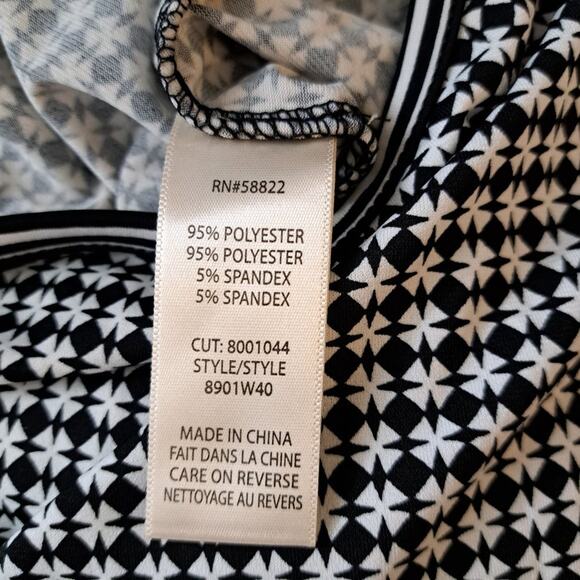 Max Studio Geometric Design Sleeveless Jumpsuit - Picture 8 of 10